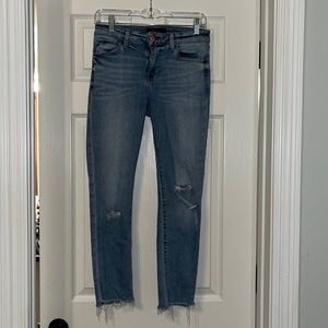 EMG Women’s Mid Rise Light Wash‎ Distressed Skinny Jeans Sz 28 Stretch Raw Hem